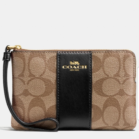 COACH • Corner Zip Wristlet Signature - Picture 1 of 7